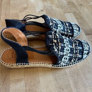 Chic Black and Tan Espadrilles